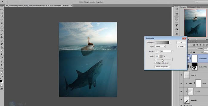 合成在海上被鲨鱼追逐的小孩子_我爱模板网