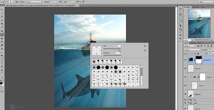 合成在海上被鲨鱼追逐的小孩子_我爱模板网